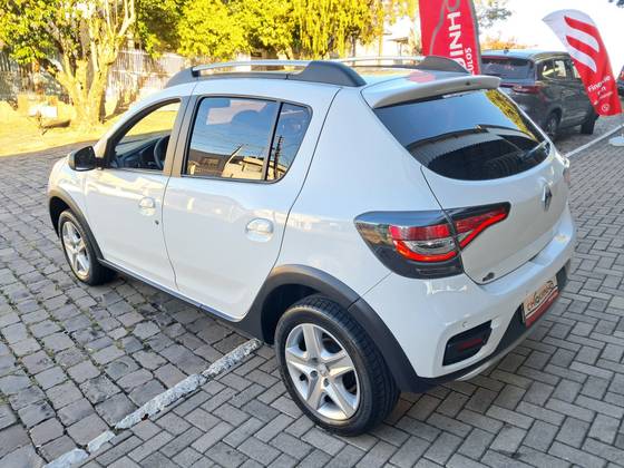 RENAULT STEPWAY 1.6 16V SCE FLEX ZEN MANUAL RENAULT STEPWAY 1.6 16V SCE FLEX ZEN MANUAL
